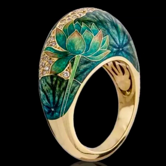 Jewelry - 💰2/$45 NEW Teal lotus flower & rhinestones enamel domed gold ring